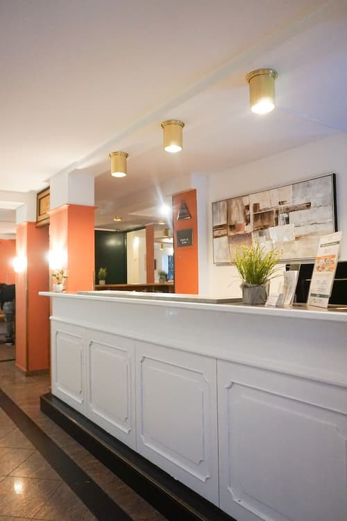 Hotel Deutschmeister, Reception