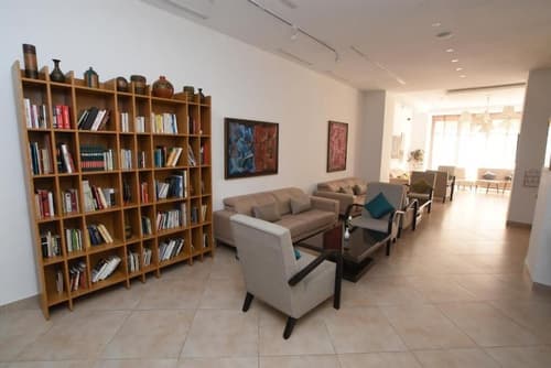 Downtown Tunis Hotel, Reception