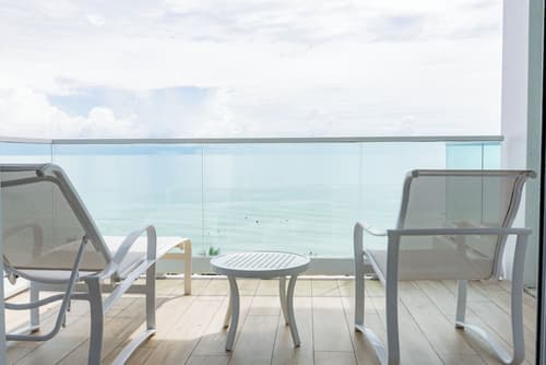 Sherry Frontenac Oceanfront Hotel, View from room