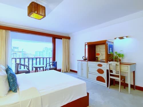 Angkor Land Urban Boutique, Reception