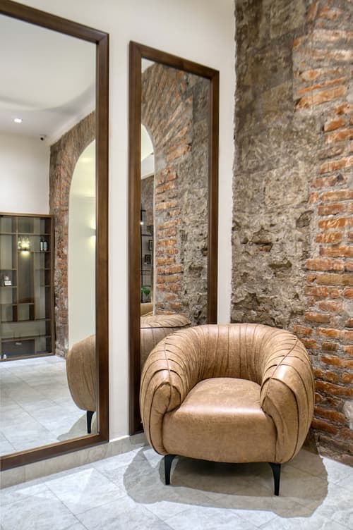 Wanderlot- Hotel Plaza Central, Reception