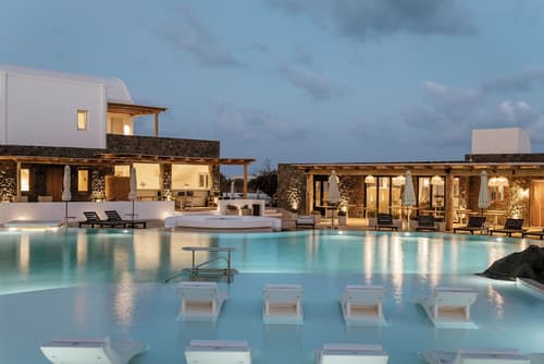 Amaria Beach Resort, Pool