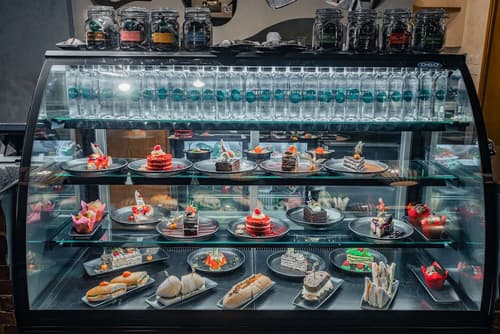 Bratus Hotel Aqaba, Restaurant