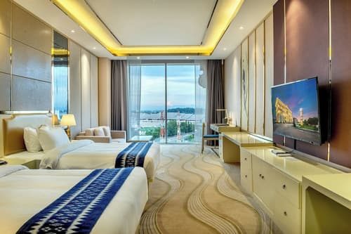 ST Hotel Wattay Airport, Room