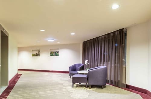 PLAZA Premium Wien, Lobby sitting area