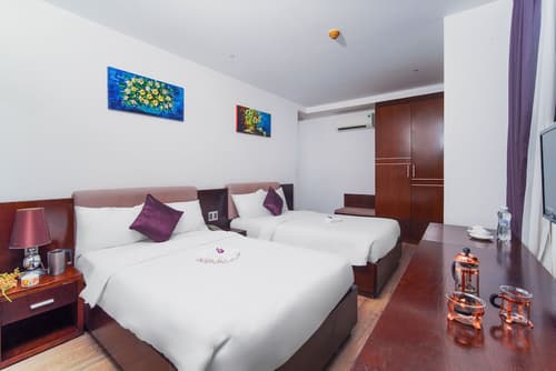 Golden Sun Hotel, Room