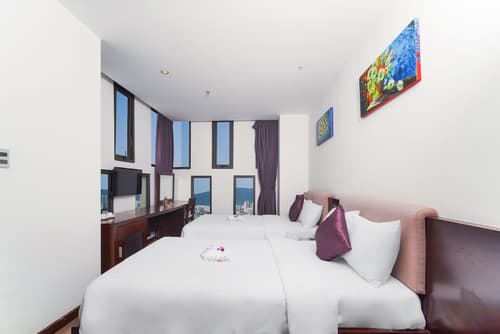 Golden Sun Hotel, Room