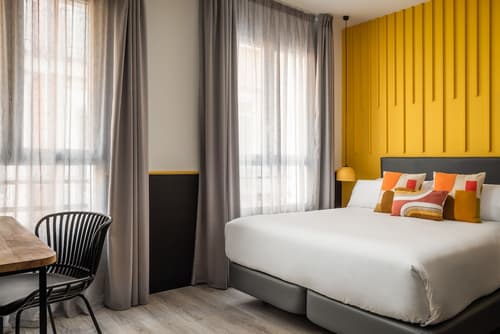 BYPILLOW Crosstown, Room