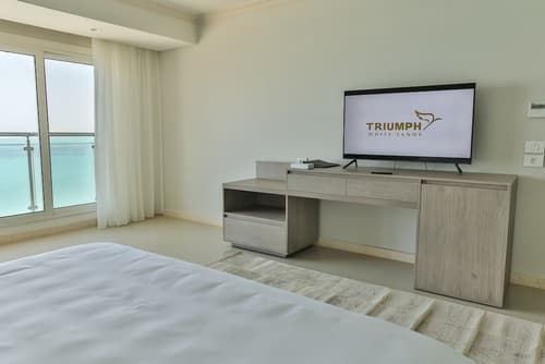 Triumph White Sands, Room