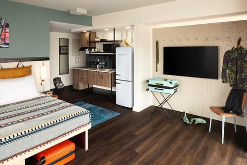 Moxy Halifax Downtown, Room