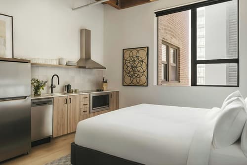 Sonder by Marriott Bonvoy Market Hall Apartments West Loop, Room