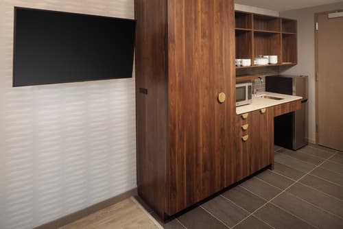Home2 Suites By Hilton New York Times Square, Private kitchen