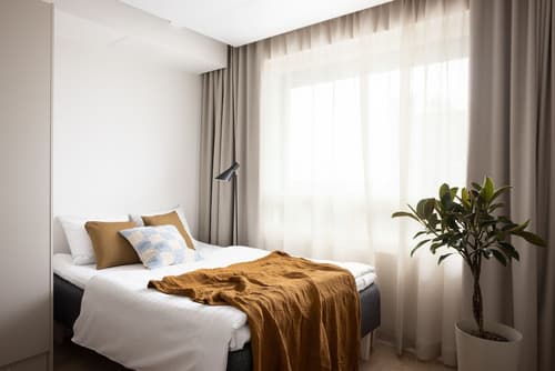 Noli Herttoniemi, Room