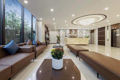 Mangata Beachfront Hotel, Reception