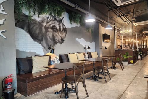 J Place Hotel, Lobby sitting area