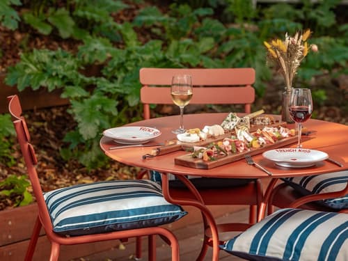 Eklo Hotels Montpellier City center Saint-Roch train station, Garden