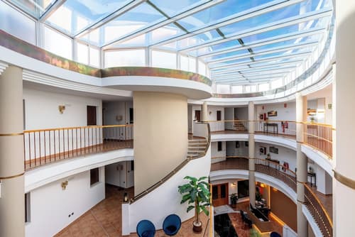 Hotel Hacienda Santa Barbara, Primary image