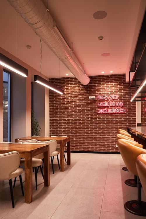 Latroupe Prado, Reception