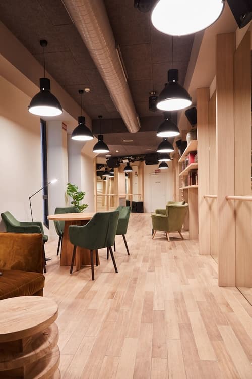 Latroupe Prado, Reception