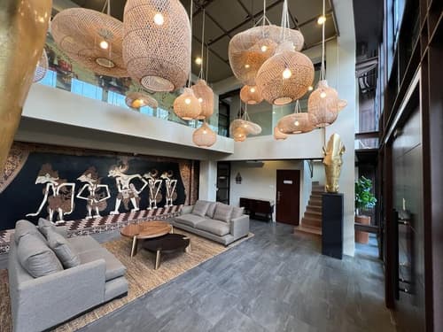 Choska Residence, Reception