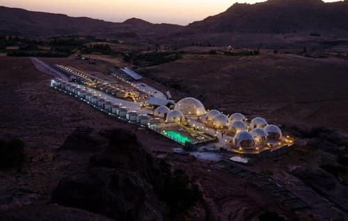 The Rock Camp Petra, Exterior