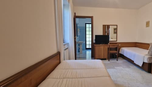 Hotel Montegrino Lakeview, Room