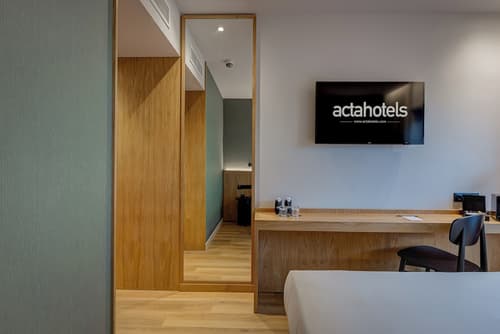 Hotel Acta the Clover, Room