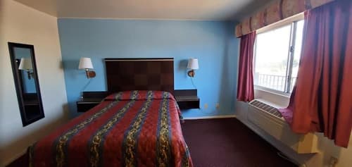 Baycities Motel, Room