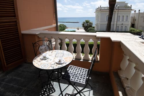 Palazzo Moresco, Room