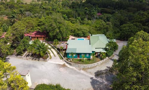 Hacienda La Huerta, Interior entrance
