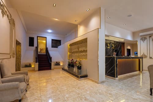 King Cheops Inn, Reception