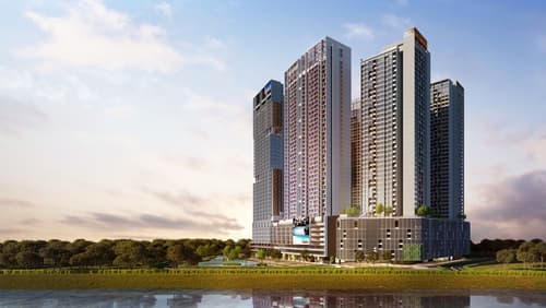 Millerz Square by Mykey, Front of property