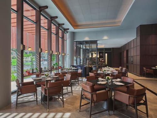 Pullman Singapore Hill Street, Restaurant