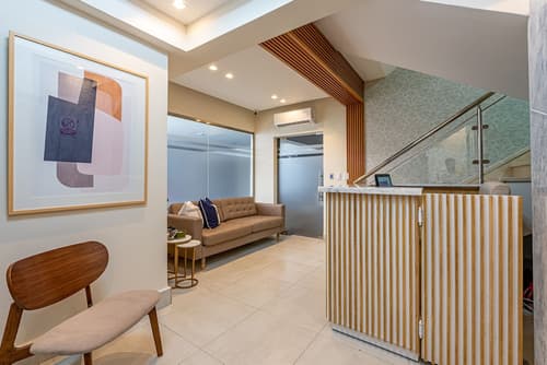 Stay Here Suites, Lobby