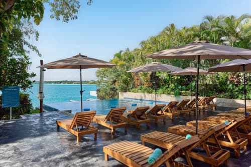 Cristalino Lagoon Front Hotel Restaurant & SPA, Pool