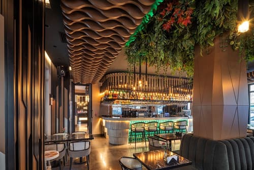 The Nest Hotel, Restaurant