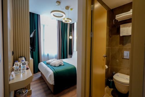 The Nest Hotel, Room