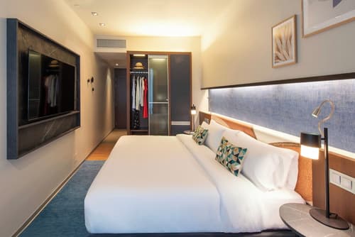 Crowne Plaza Madrid - Centre Retiro by IHG, Room