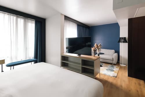Crowne Plaza Madrid - Centre Retiro by IHG, Room