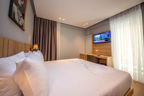 Azure Inn Hotel, Room