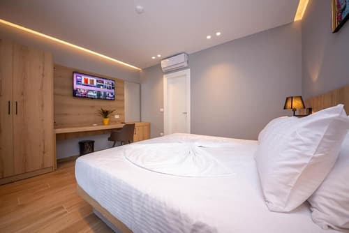 Azure Inn Hotel, Room