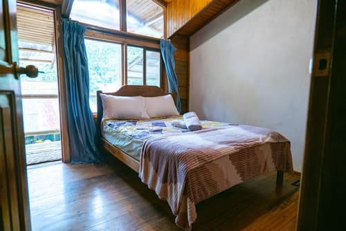 River Song's Hotel, Room