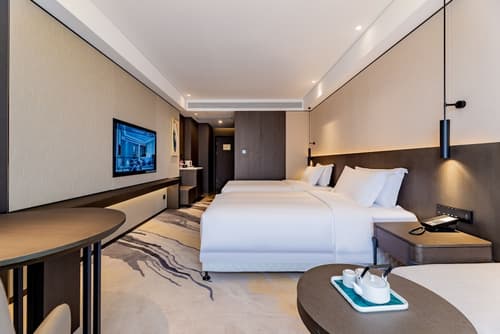 Ramada by Wyndham Bayannur, Room