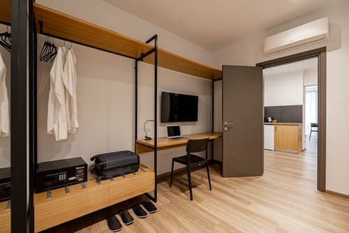 Pnoe Urban Living, Room