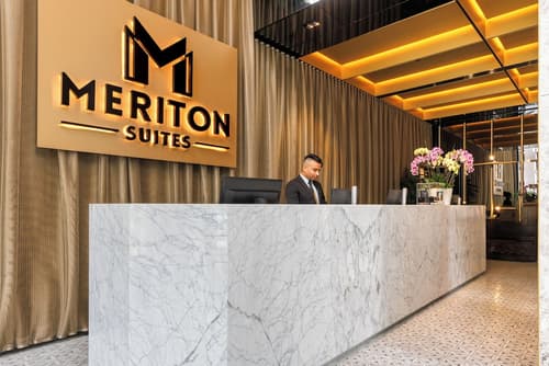 Meriton Suites Melbourne, Reception