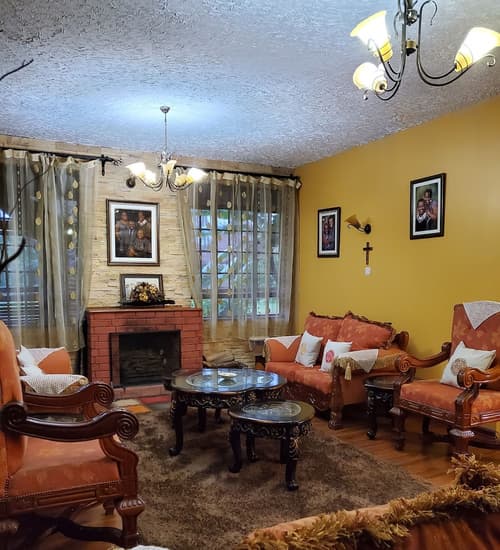 Edaala Comfort, Lobby sitting area