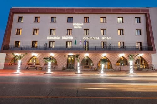 Georgia Gold, Primary image