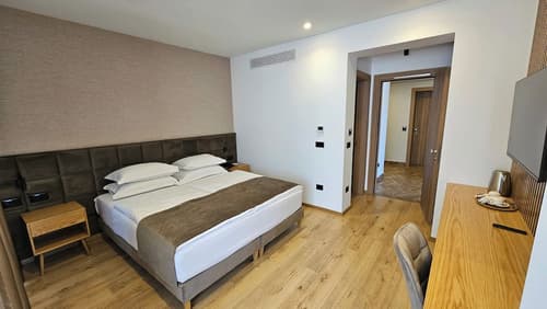SIBB Hotel, Room