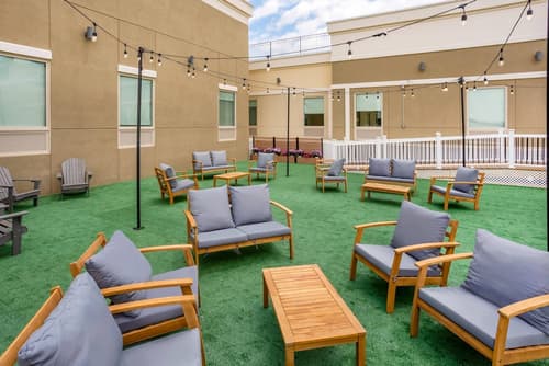 Comfort Inn & Suites Newark Liberty International Airport, Property amenity