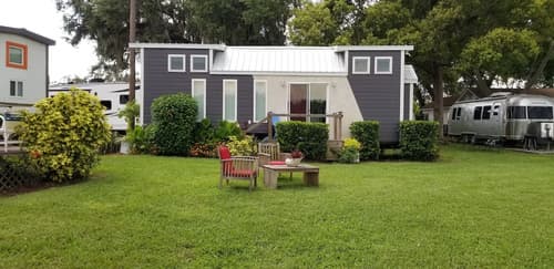 Orlando Lakefront Tiny House Community, Room